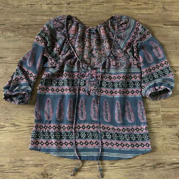 American Eagle sheer peasant top with boho feather print - Picture 1 of 6